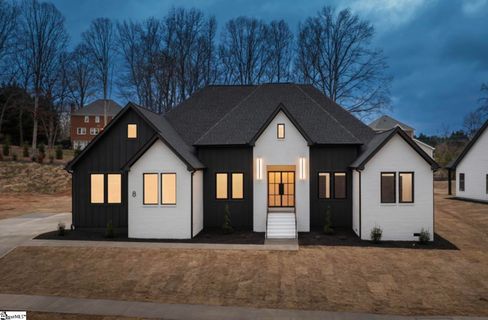 24 Aetna Springs Court pending home in Aetna Springs, Taylors, SC