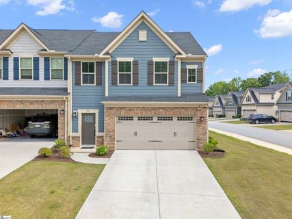 561 Martin Creek Drive active home in Merrydale Village, Simpsonville, SC