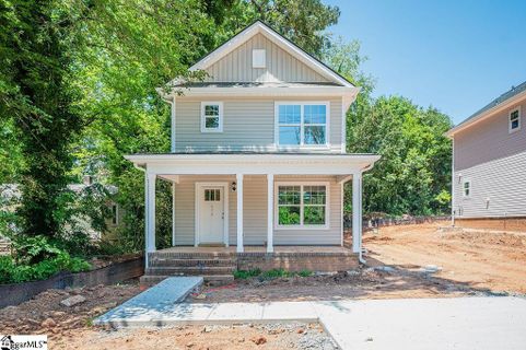 674 Saxon Avenue