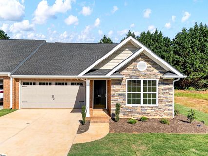 413 Amelia Springs Lane pending home in Middleton Place, Moore, SC