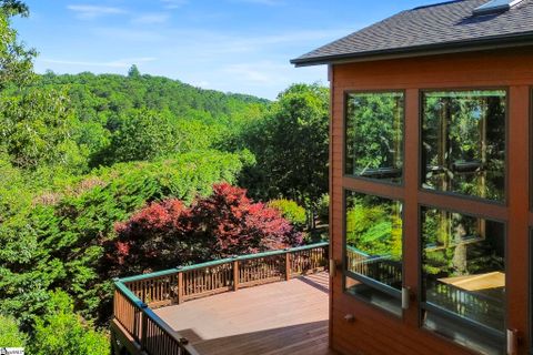 137 Laurel Falls Way