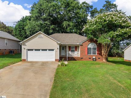 635 Shadow Dance Lane pending home in Evanwood, Boiling Springs, SC