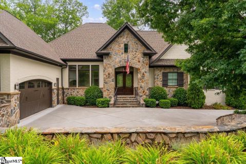 205 Siena Drive active home in Montebello, Greenville, SC