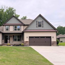 407 Oak Ridge Place