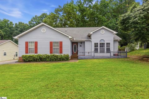 2 Timberjack Street active home in Martins Grove, Simpsonville, SC