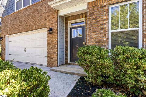 Homes in Pelham Glen, Greer