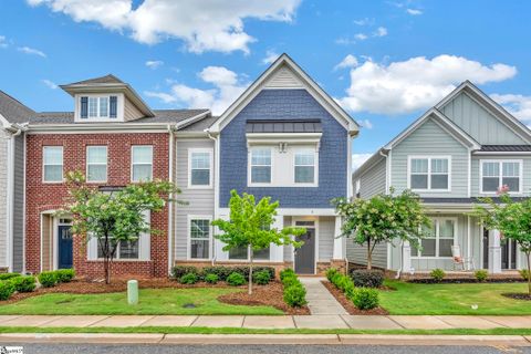 8 Leander Drive