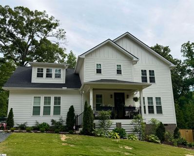 17 Pinehurst Drive active home in North Main, Greenville, SC