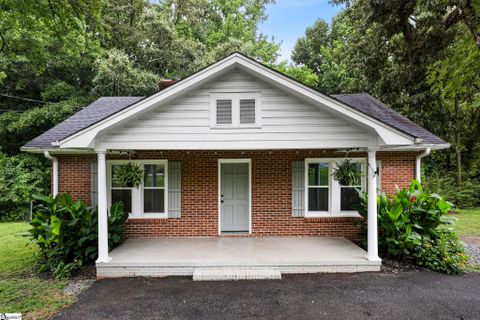 27 Maxie Avenue
