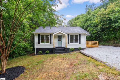 102 Aladdin Street