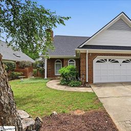 6 Greenview Drive