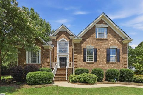 100 Yorkswell Lane active home in Braemor, Greenville, SC