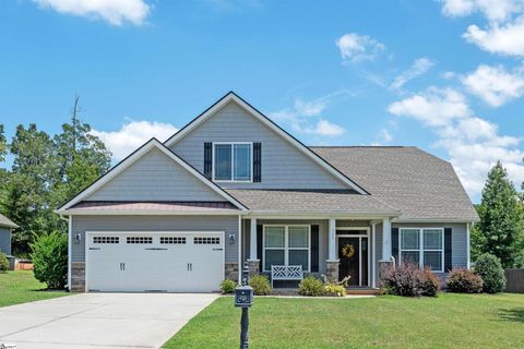 521 Turning Leaf Lane active home in Amber Oaks, Greer, SC