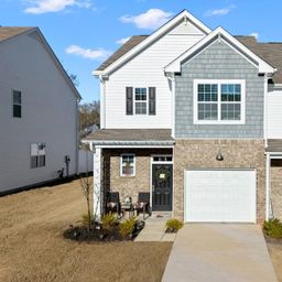 6 Loebner Lane
