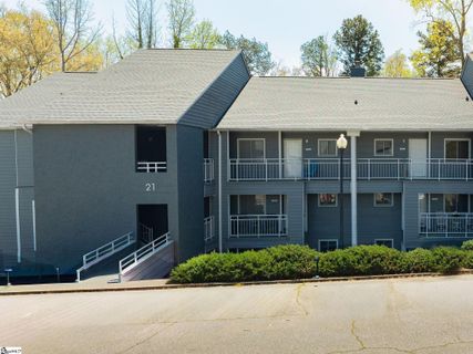 2101 Northlake Drive pending home in Northlake Condos, Anderson, SC