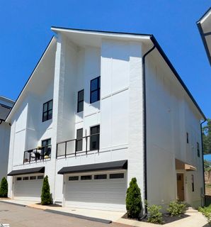 Homes in Hue On Green, Greenville