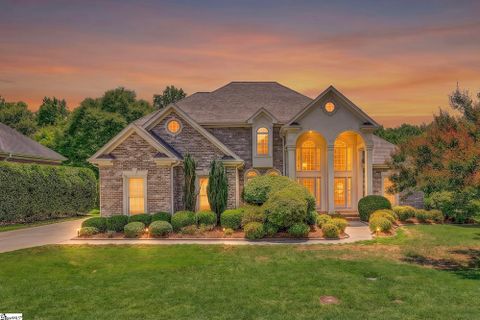 204 Parkside Drive pending home in River Walk, Simpsonville, SC