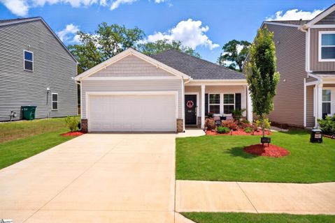2061 Mayfair Mill Avenue active home in Mayfair Village, Spartanburg, SC