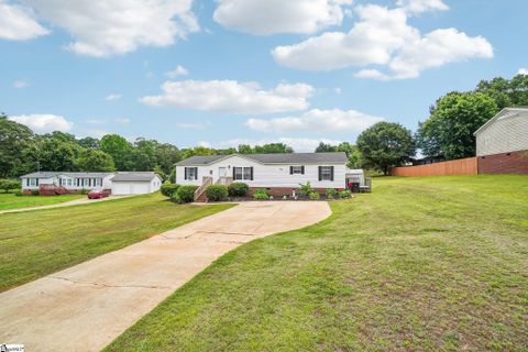 620 Courtland Way