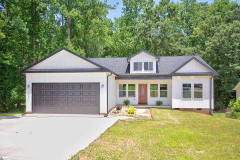223 Maple Drive pending home in Fox Valley, Anderson, SC