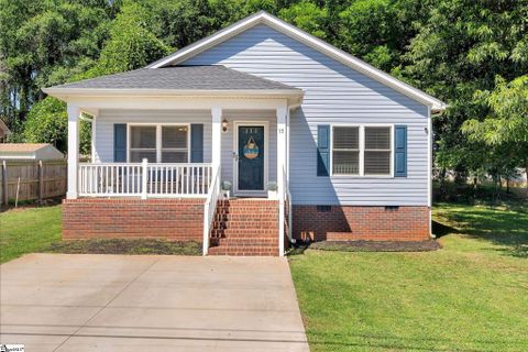 15 Marie Street pending home in Brutontown, Greenville, SC