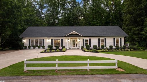 Homes in Stone Lake, Greenville