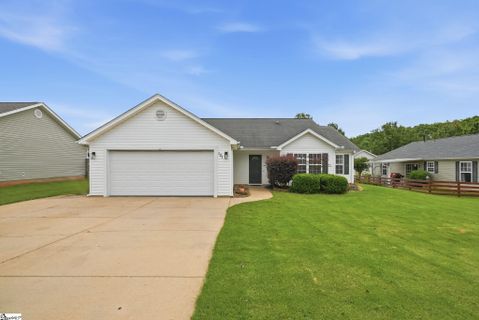101 Walcott Drive active home in Lyman Farms, Lyman, SC