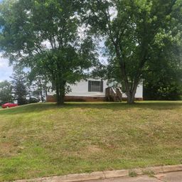 124 Saxon Drive