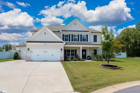 Homes in Martin Woods, Fountain Inn