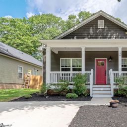 36 Interurban Avenue