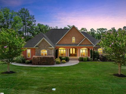 346 Roy Hall Way active home in Cane Creek, Campobello, SC