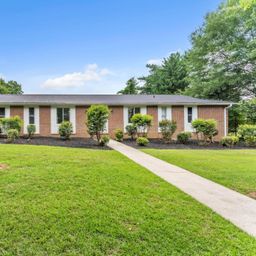 107 Carriage Lane