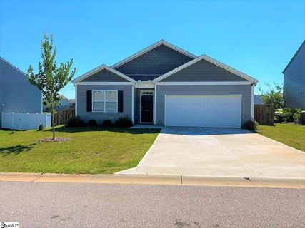 110 Rogers Knoll Lane active home in Rogers Knoll, Pelzer, SC