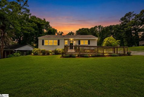 107 Whitener Avenue active home in Duncan Park, Spartanburg, SC