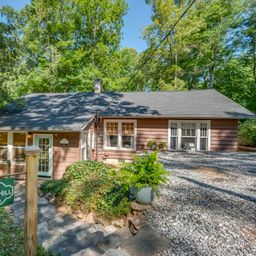 415 E Lakeshore Drive