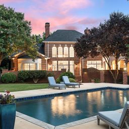 102 Tuscany Way