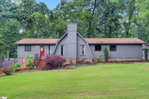 127 White Oak Drive pending home in Brushy Creek Estates, Easley, SC