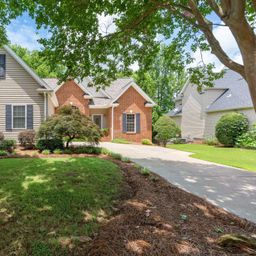 16 Shannon Ridge Court