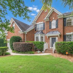 606 Heathercrest Court
