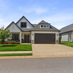 206 Nantallah Trail