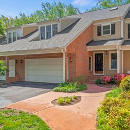 1212 Shadow Way