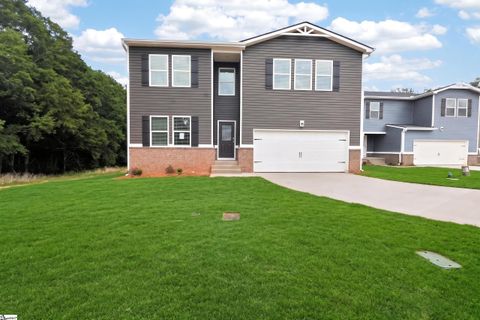 Homes in Reedy Creek Estates, Fountain Inn