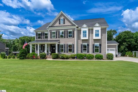 74 Modesto Lane active home in Coachman Plantation, Simpsonville, SC