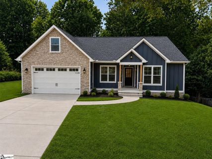 Homes in Summer Wood, Greer