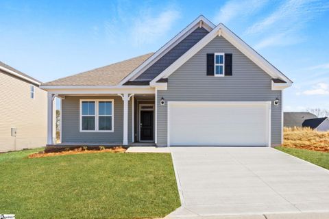 16 Torwood Street active home in Briargate, Fountain Inn, SC