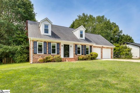 507 Hedgewood Terrace pending home in Devenger Place, Greer, SC