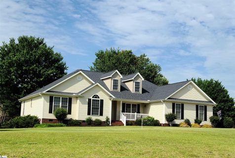 Previously sold for $407,000