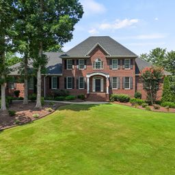 865 E Heathland Drive