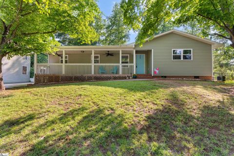 104 Pinonwood Court