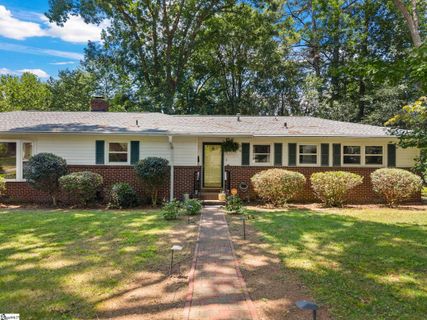 109 Kent Place pending home in Fernwood, Spartanburg, SC